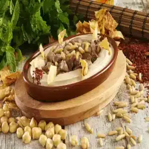 HOMMUS WITH MEAT